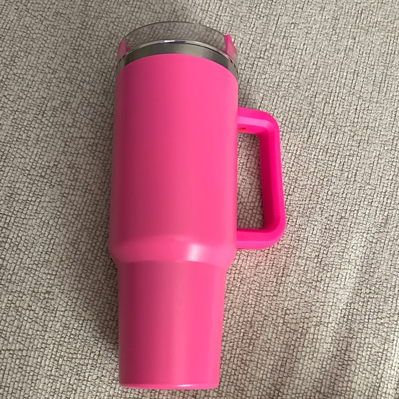 Vibrant Pink Travel Mug with Handle - Picture 1 of 3